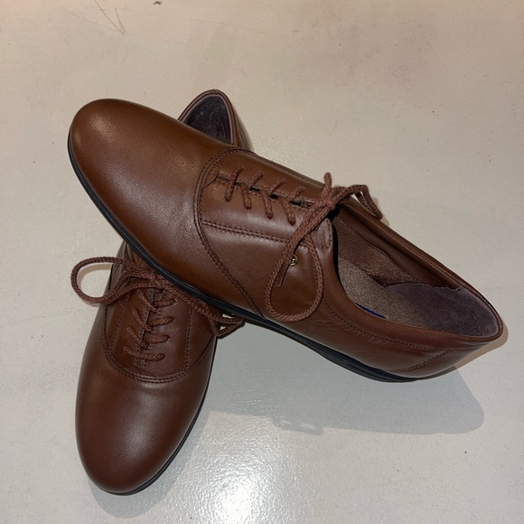 Easy spirit anti gravity Oxford shoes size 9 1/2 - Picture 2 of 8